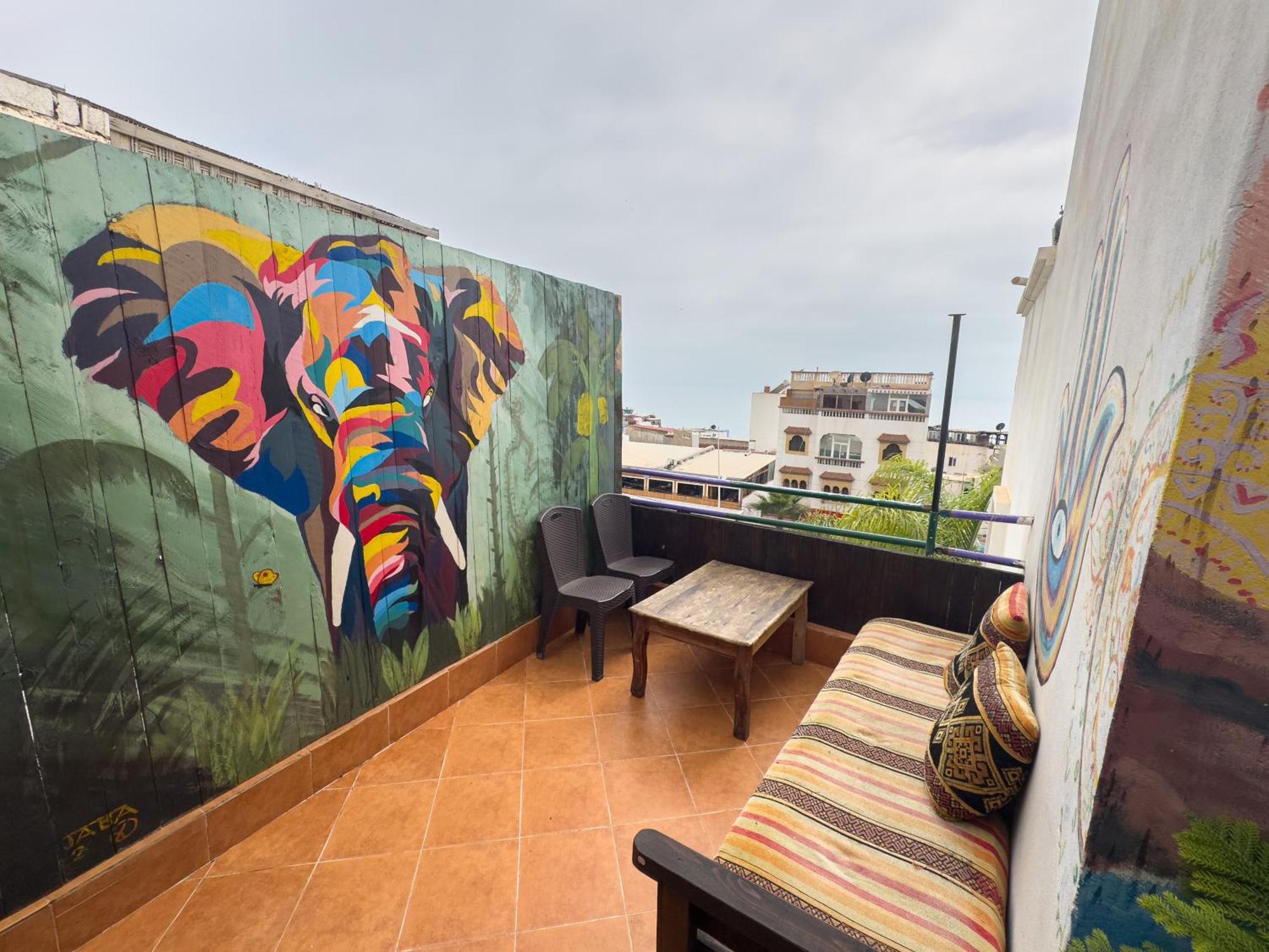 Surf & Skate Hostel Taghazout Exterior photo